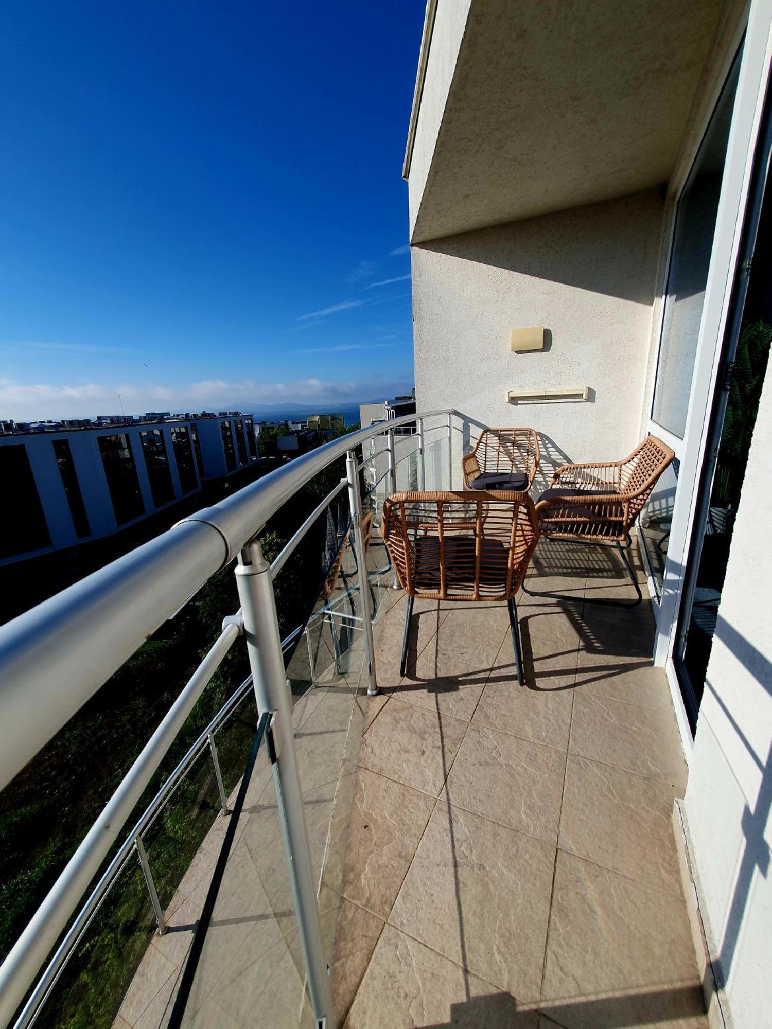Elena'S Lux Aparthotel - Town & Sea View - Atlantis Spa Sarafovo Exterior photo
